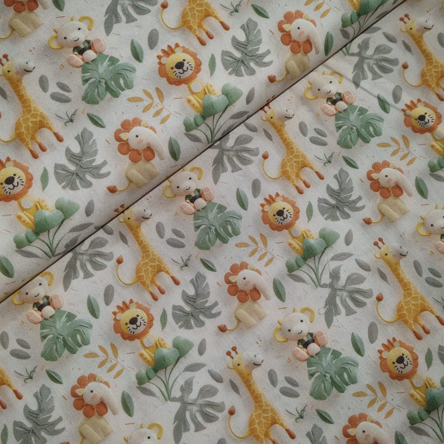 Tecido Tricoline Digital Safari Baby fd Creme