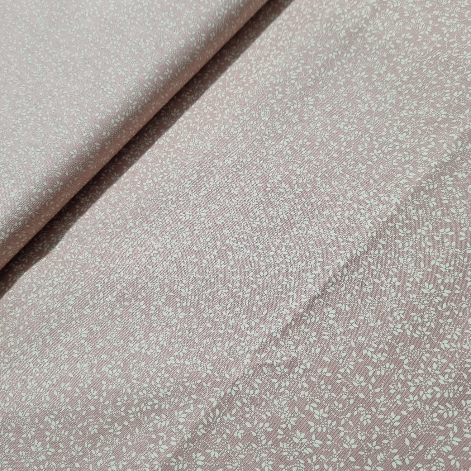 Tecido Tricoline Raminhos fd Rose