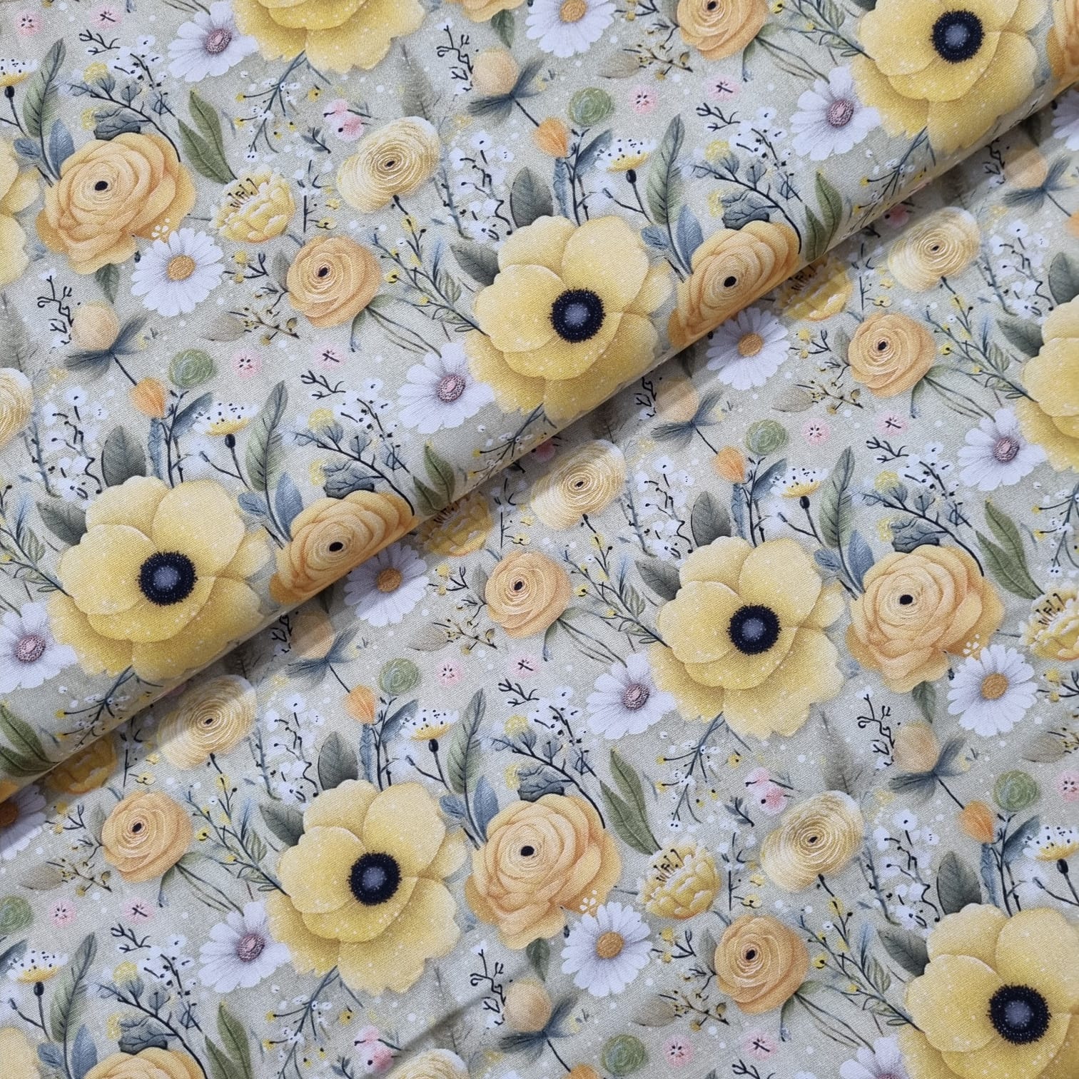 Tecido Tricoline Digital Coleção Amarelinhas Flores