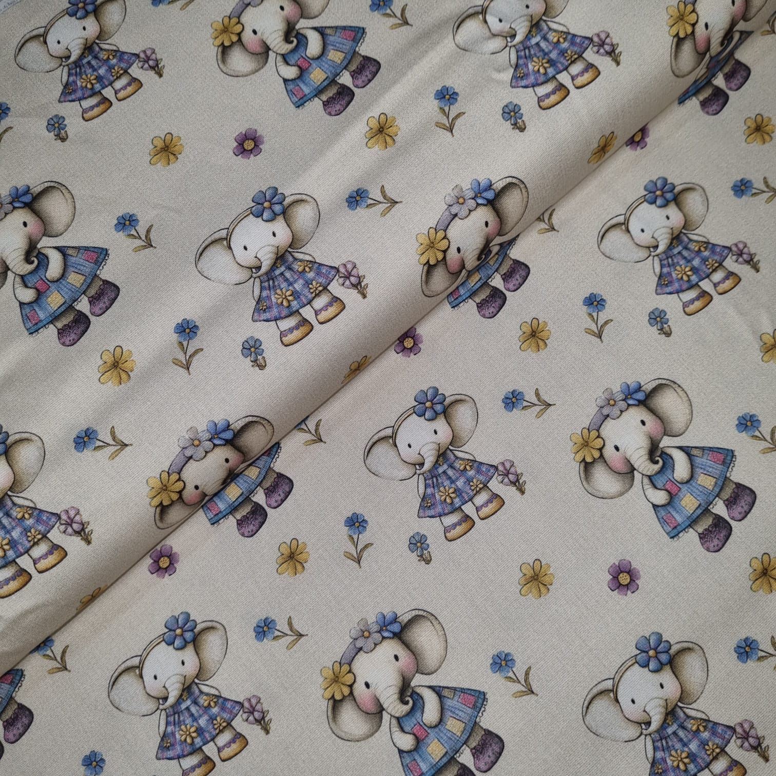 Tecido Tricoline Digital Coleção Blue Lavander Elefantes