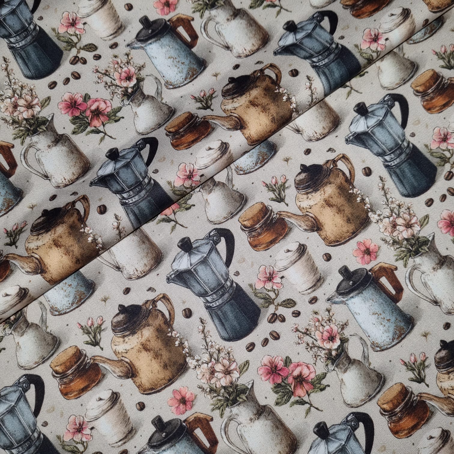 Tecido Tricoline Digital Coleção Café e Canela Cafeteiras Italianas