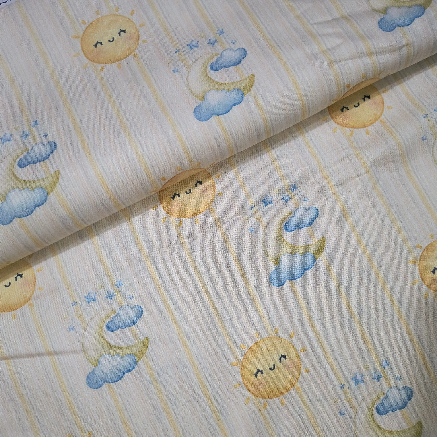 Tecido Tricoline Digital Coleção Raios de Sol Solzinhos fd Listras