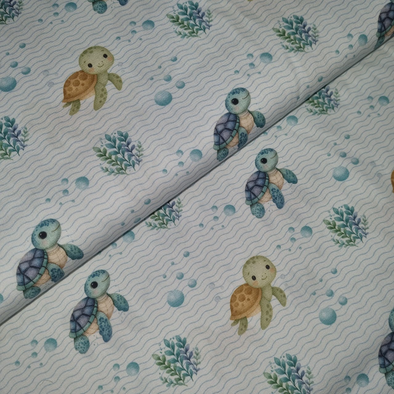 Tecido Tricoline Digital Fundo do Mar Tartarugas 
