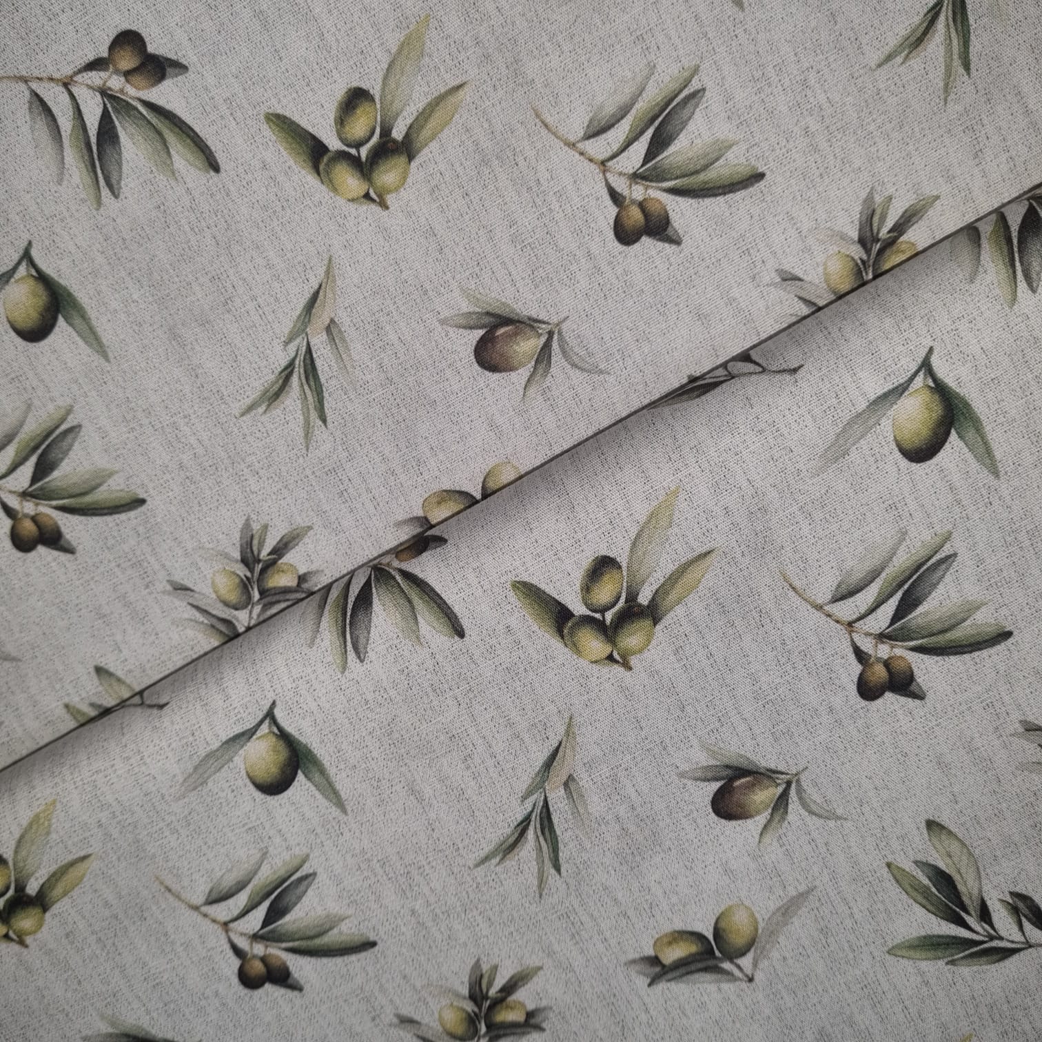 Tecido Tricoline Digital Ramos e Azeitonas fd Bege