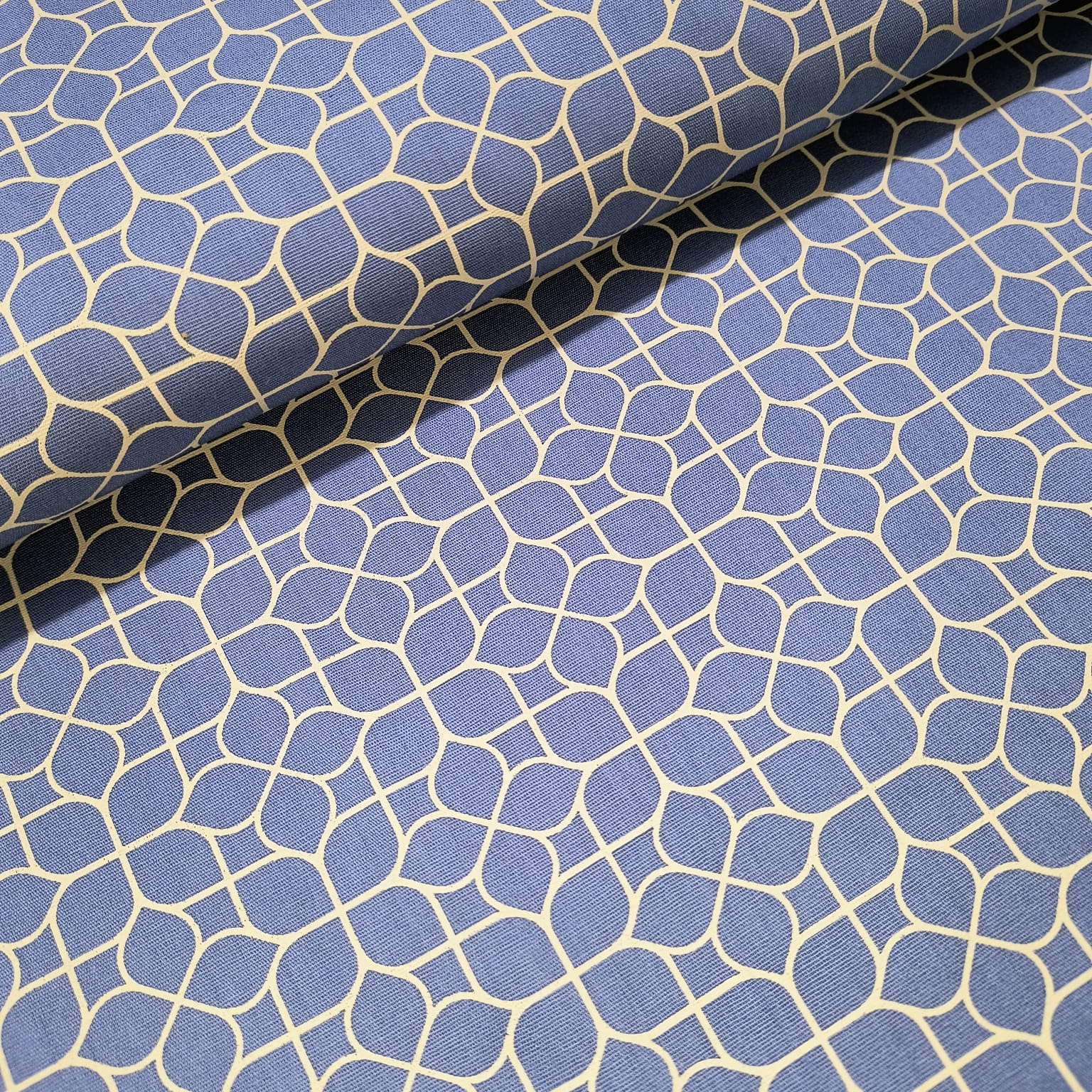 Tecido Tricoline Geometrico Azul Jeans
