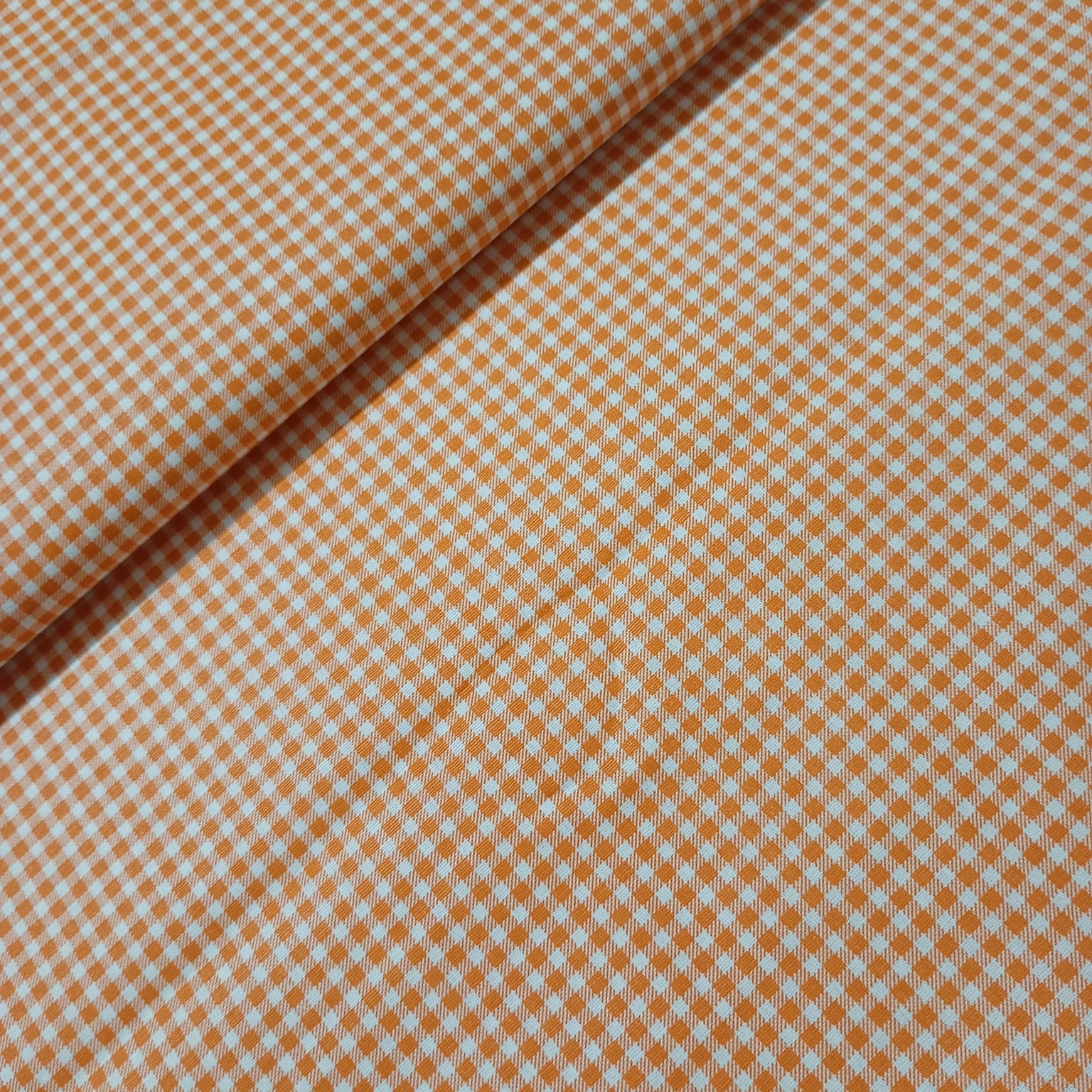 Tecido Tricoline Xadrez Laranja