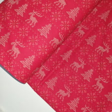 Tecido Natal Círculo Renas e Arvores Douradas fd Vermelho