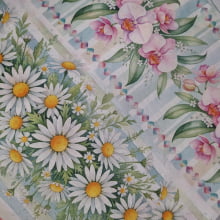 Tecido Tricoline Barrado Floral 
