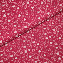 Tecido Tricoline Contornos de Coração fd Vermelho
