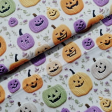 Tecido Tricoline Halloween Aboboras de Crochê