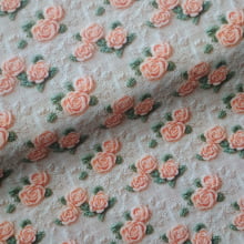 Tecido Tricoline Digital Rosinhas Bordadas